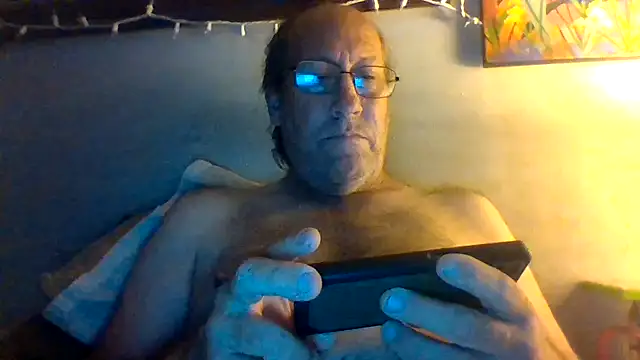 Snapshot of hornyrich69 chatting on 10, 7, 2026 hornyrich69 online show from 10, 7, 2026