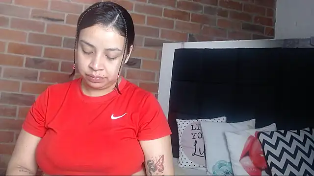 salome  hills1 online show from 8, 1, 2025