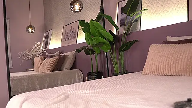 IzzyWild online show from 25, 3, 2026