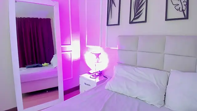 Alisa  walker online show from 30, 1, 2025