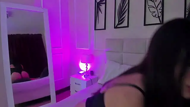 Alisa  walker online show from 11, 2, 2025