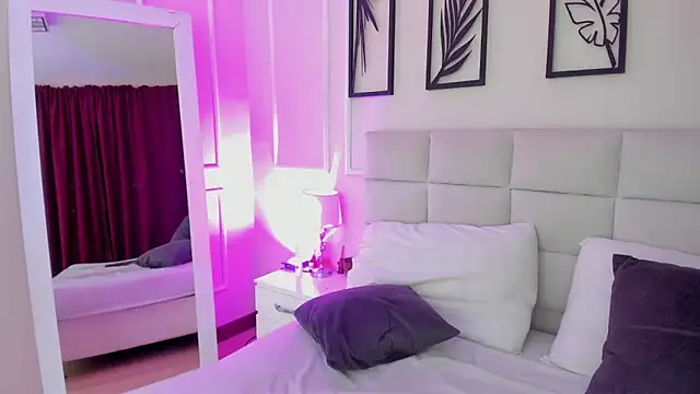 Alisa  walker online show from 18, 3, 2025