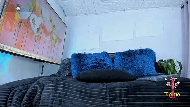 Snapshot of Mracialatina chatting on 7, 2, 2026 Mracialatina online show from 7, 2, 2026