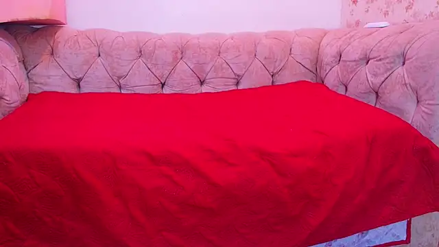 Snapshot of ann_berlin chatting on 12, 9, 2025 ann berlin online show from 12, 9, 2025