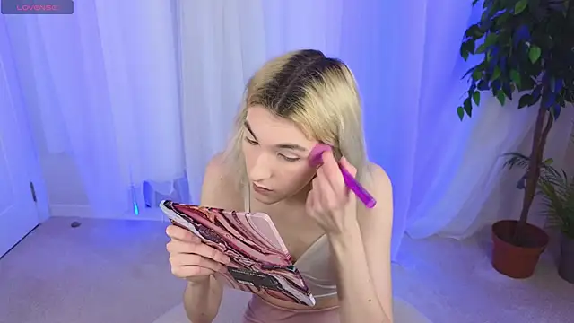 Snapshot of Mia_Cheers chatting on 26, 2, 2025 Mia Cheers online show from 26, 2, 2025