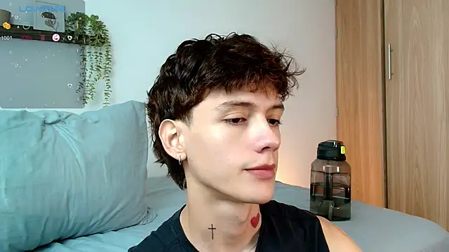Snapshot of badboy_one_ chatting on 18, 11, 2025 badboy one online show from 18, 11, 2025