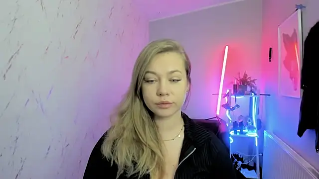 holly xglam online show from 21, 11, 2025