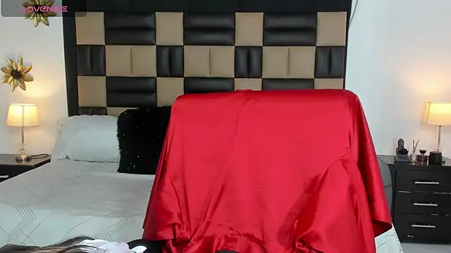 BonnyDelux online show from 5, 12, 2024