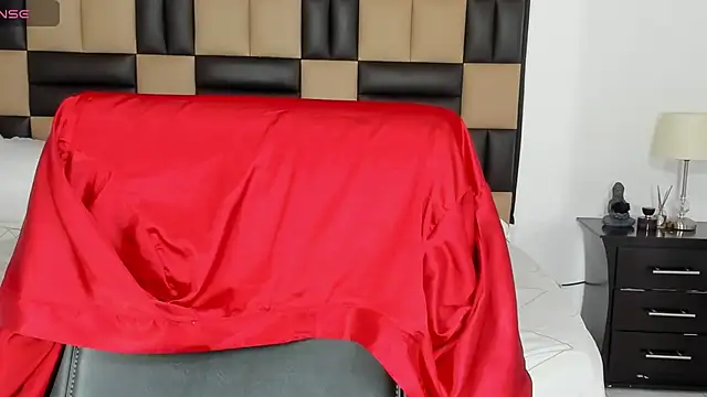 BonnyDelux online show from 7, 12, 2024