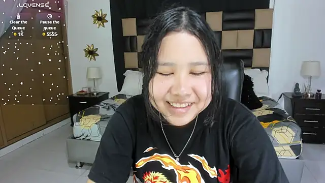 BonnyDelux online show from 1, 2, 2025