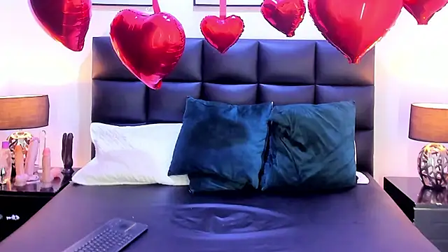 TaraCarson online show from 14, 2, 2025