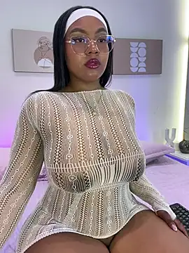 Snapshot of Esmeralda_Duarte chatting on 10, 3, 2026 Esmeralda Duarte online show from 10, 3, 2026