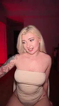 Snapshot of Anour_amour chatting on 17, 4, 2026 Anour amour online show from 17, 4, 2026