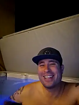 Snapshot of JeepinAround chatting on 12, 10, 2025 JeepinAround online show from 12, 10, 2025