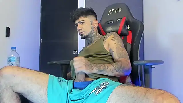 Snapshot of sergiio_mesa27 chatting on 21, 1, 2025 sergiio mesa27 online show from 21, 1, 2025