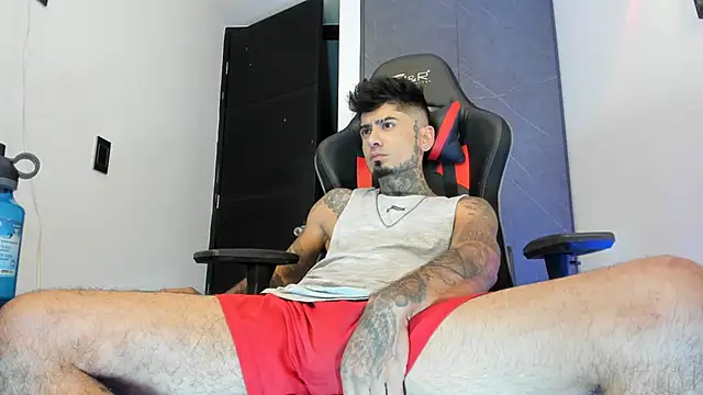 Snapshot of sergiio_mesa27 chatting on 2, 3, 2025 sergiio mesa27 online show from 2, 3, 2025