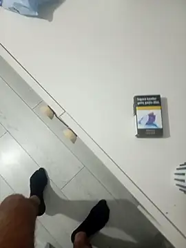 Snapshot of Kurtsikici@xh chatting on 15, 10, 2025 Kurtsikicixh online show from 15, 10, 2025