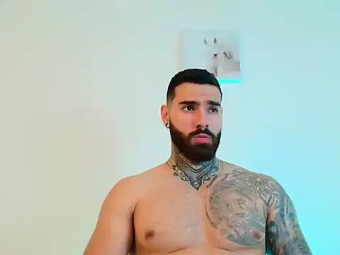 Snapshot of silvano_torres chatting on 4, 2, 2026 silvano torres online show from 4, 2, 2026