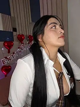 miel gomez online show from 17, 2, 2026