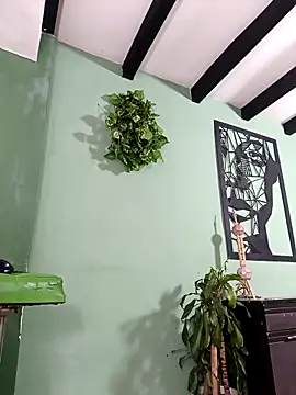 thirstymoonxx online show from 6, 2, 2026