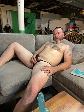 Snapshot of bongripingclitlicker chatting on 16, 4, 2026 bongripingclitlicker online show from 16, 4, 2026