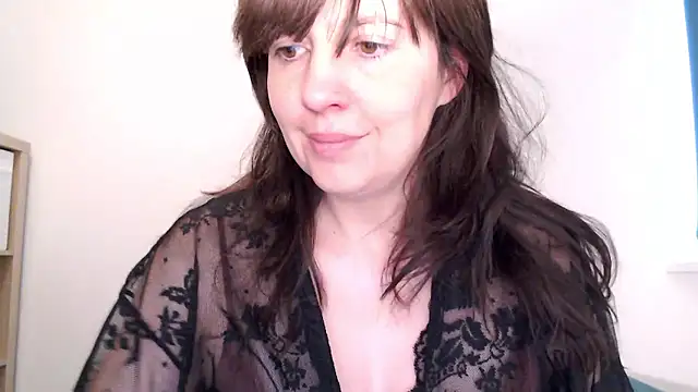 Ella Next Door online show from 19, 1, 2026