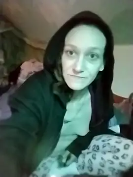Snapshot of CrystalBlueAura chatting on 1, 2, 2026 CrystalBlueAura online show from 1, 2, 2026