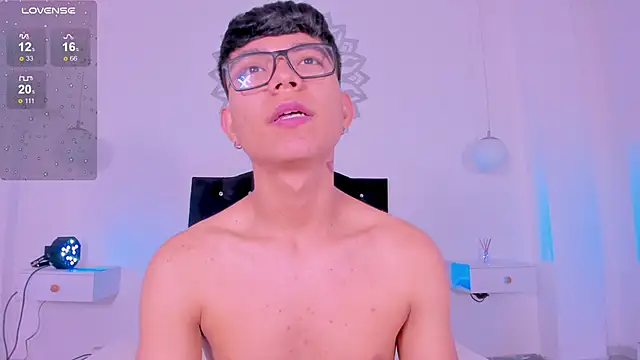 CodyTwink online show from 1, 10, 2025