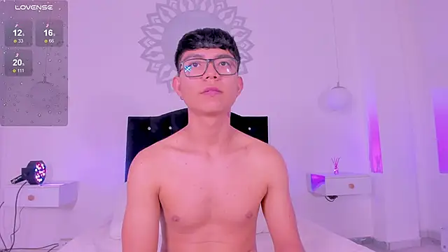 CodyTwink online show from 13, 10, 2025