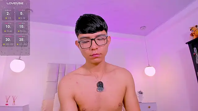 CodyTwink online show from 18, 6, 2026