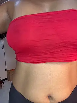 Snapshot of Cinderella-98 chatting on 13, 3, 2026 Cinderella-98 online show from 13, 3, 2026