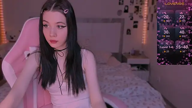 CoddleWeeper  online show from 12, 12, 2024