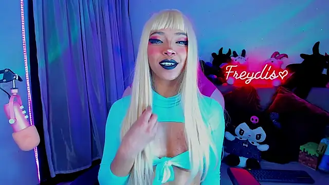 Snapshot of Miss_freydis chatting on 3, 3, 2026 Miss freydis online show from 3, 3, 2026