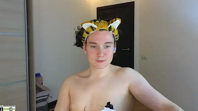 MoreRealAlex online show from 11, 2, 2025