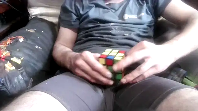 Snapshot of robeaulieu02 chatting on 25, 1, 2025 robeaulieu02 online show from 25, 1, 2025