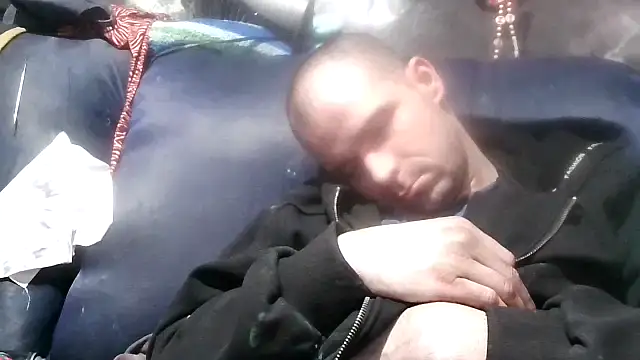 Snapshot of robeaulieu02 chatting on 7, 2, 2025 robeaulieu02 online show from 7, 2, 2025