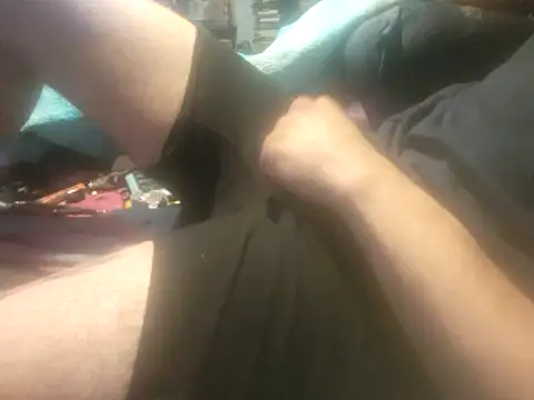 Snapshot of robeaulieu02 chatting on 7, 11, 2025 robeaulieu02 online show from 7, 11, 2025