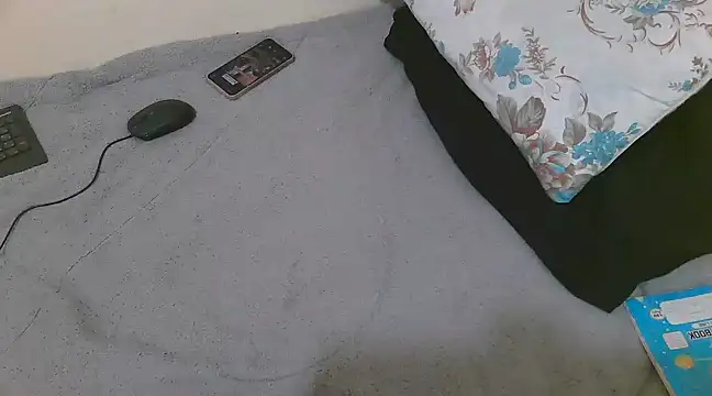 lella-0 online show from 1, 3, 2025