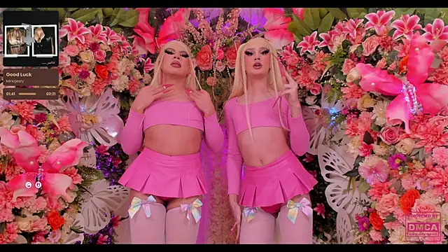 Snapshot of AlisonSharon chatting on 21, 9, 2025 AlisonSharon online show from 21, 9, 2025