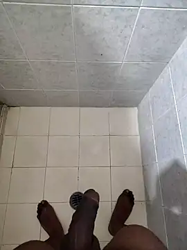 Snapshot of Negrotnt11 chatting on 14, 12, 2025 Negrotnt11 online show from 14, 12, 2025