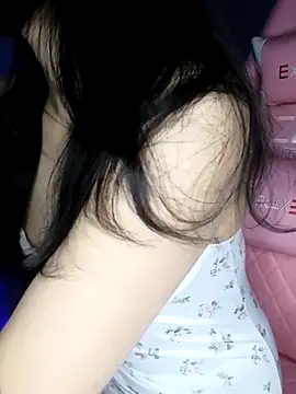 Snapshot of _Linez_ chatting on 22, 3, 2025  Linez  online show from 22, 3, 2025