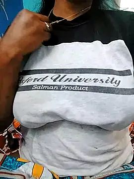 Nancy-22 online show from 14, 2, 2025