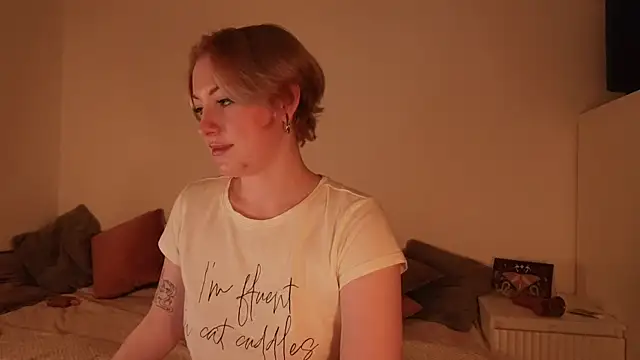 kris69kiss online show from 1, 2, 2025