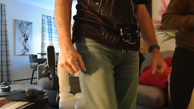 Snapshot of Towndude123 chatting on 9, 2, 2025 Towndude123 online show from 9, 2, 2025