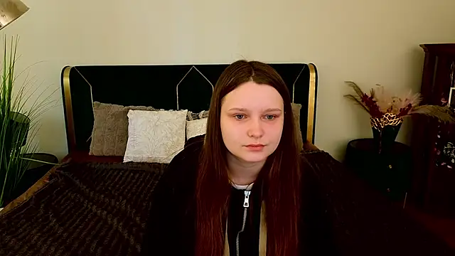 Snapshot of MagicPeachh_ chatting on 13, 3, 2026 MagicPeachh online show from 13, 3, 2026