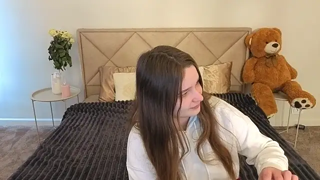 Snapshot of MagicPeachh_ chatting on 26, 3, 2026 MagicPeachh online show from 26, 3, 2026