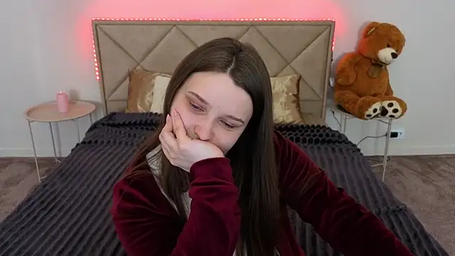 Snapshot of MagicPeachh_ chatting on 22, 4, 2026 MagicPeachh online show from 22, 4, 2026