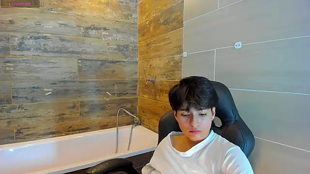 Snapshot of Bryce_Evans chatting on 16, 3, 2025 Bryce Evans online show from 16, 3, 2025