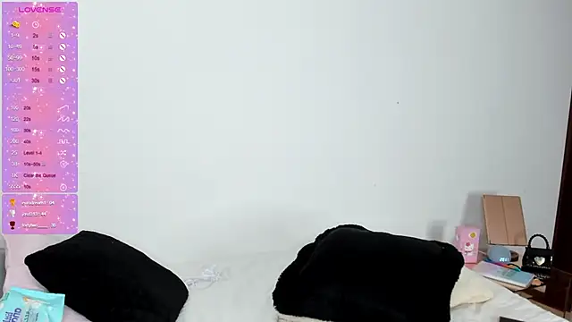 Snapshot of CamiiLovers chatting on 26, 2, 2025 CamiiLovers online show from 26, 2, 2025