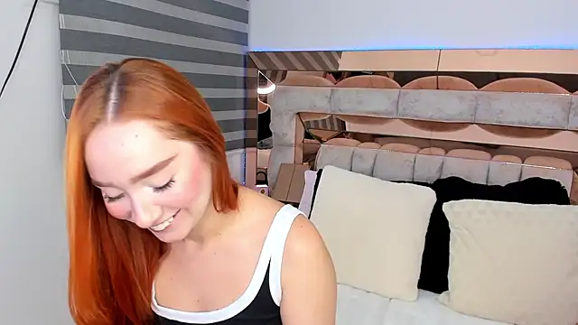 Snapshot of CamiiLovers chatting on 14, 9, 2025 CamiiLovers online show from 14, 9, 2025